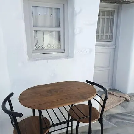 Το Σπίτι Του Παππού Apartment Steni Exterior photo